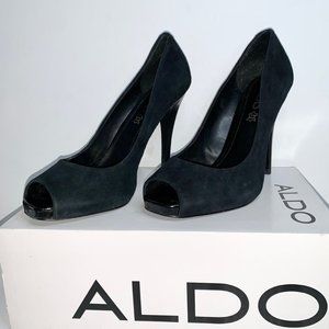 ALDO Suede Peep Toes (8.5)